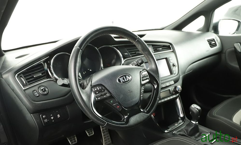 2016' Kia Ceed 1.6 Crdi Gt Line photo #6