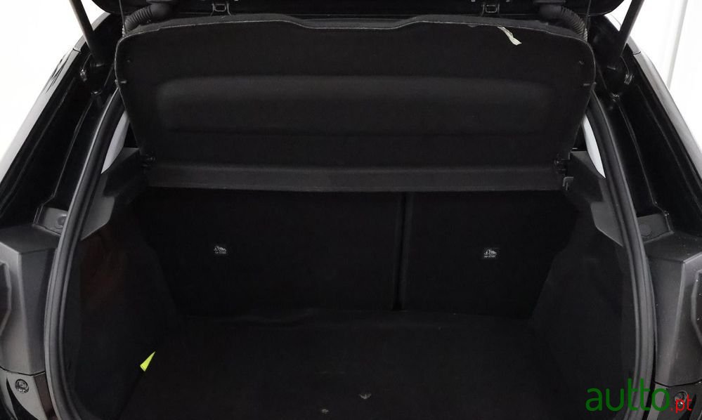 2022' Opel Corsa 1.2 T Edition photo #5