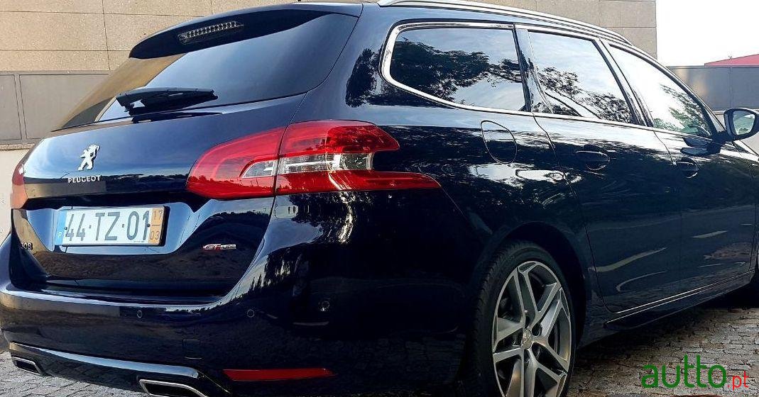 2017' Peugeot 308 Sw photo #2