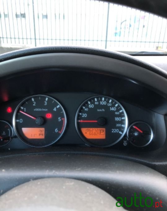 2006' Nissan Pathfinder photo #5