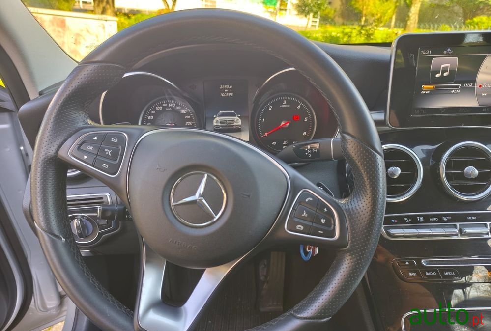 2017' Mercedes-Benz Classe C photo #4