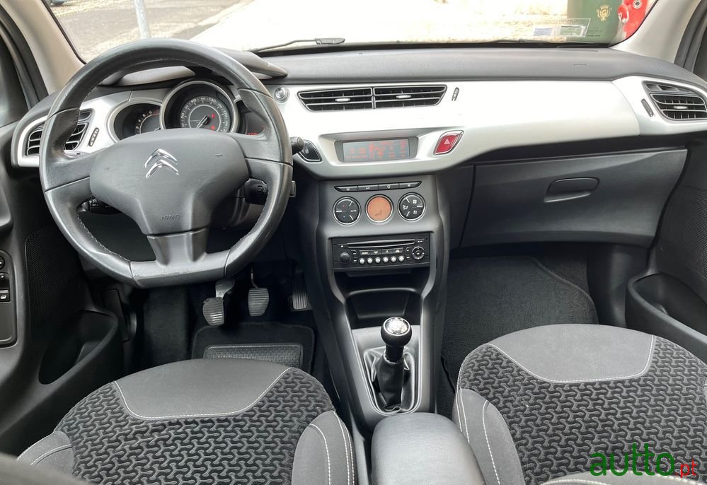 2010' Citroen C3 photo #6