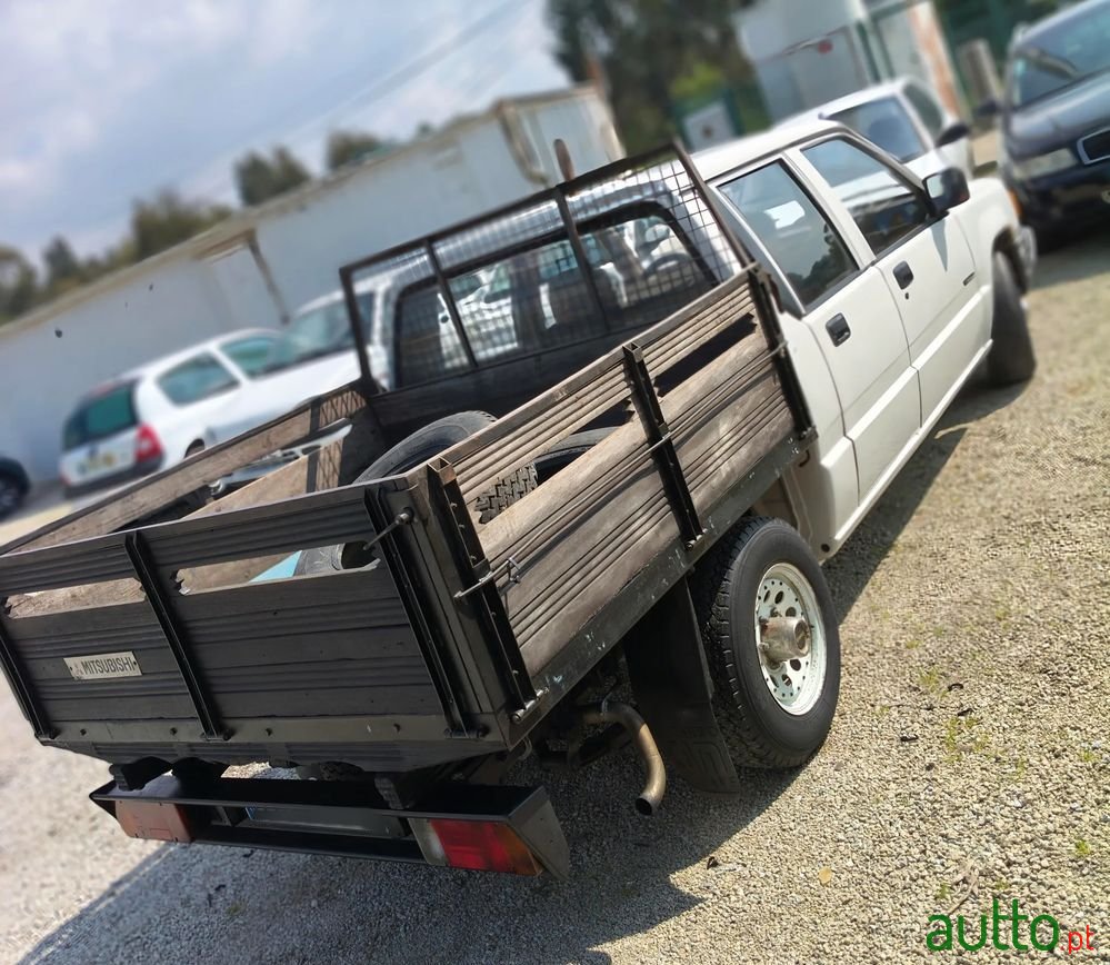 1993' Mitsubishi L200 2.5 D Cd photo #3