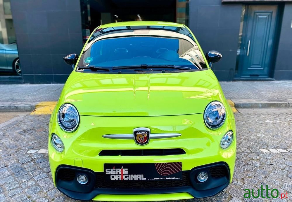 2019' Fiat 595 Abarth photo #3