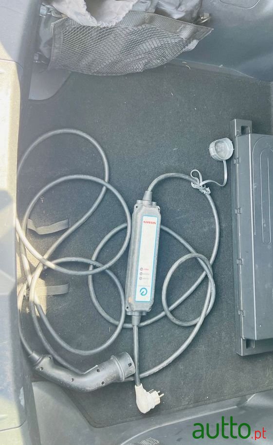 2019' Nissan Leaf Tekna Propilot Park photo #5