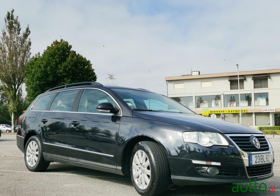 2006' Volkswagen Passat Variant photo #1