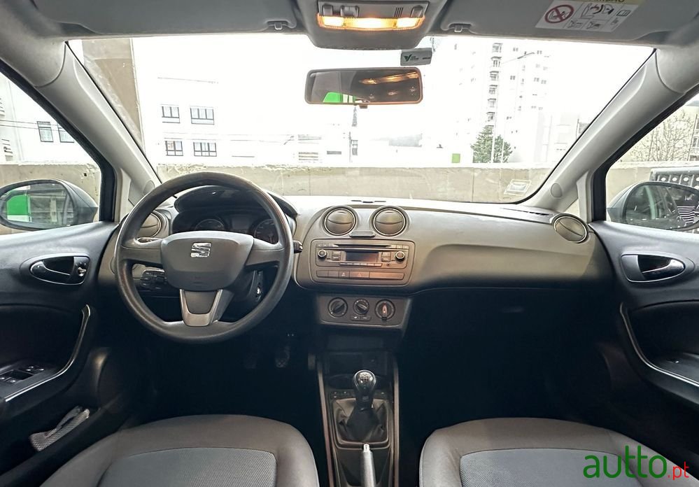 2015' SEAT Ibiza photo #4