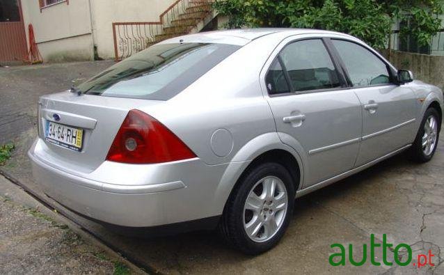 2001' Ford Mondeo 2.0 Tddi Ghia photo #1