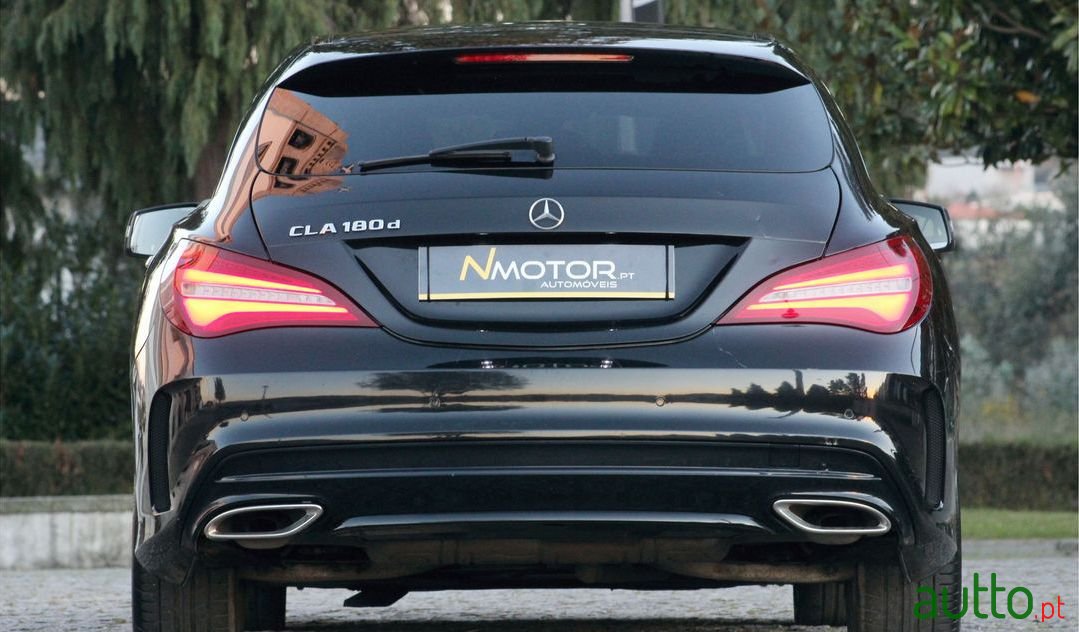 2016' Mercedes-Benz Cla-180 photo #4