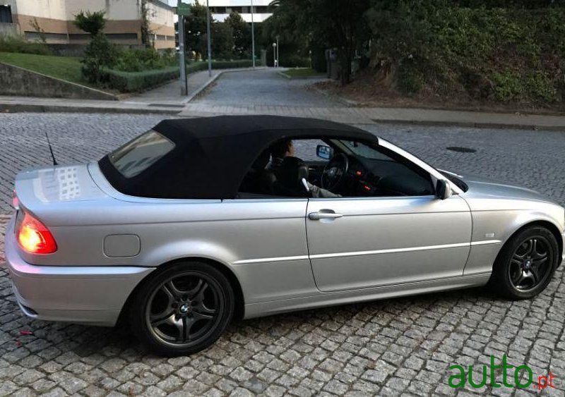 2000' BMW 323 Ci Cabrio photo #3