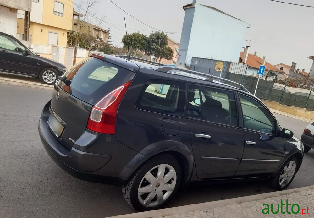 2007' Renault Megane Break photo #3