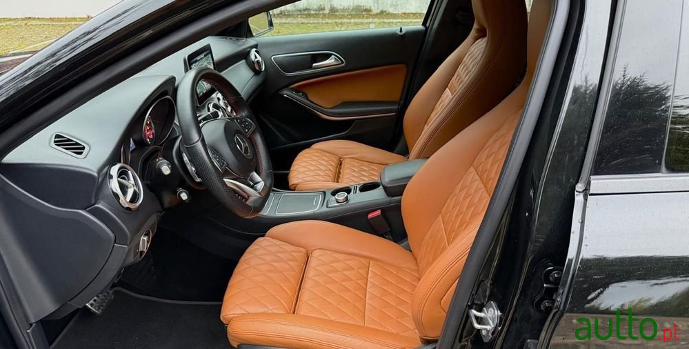 2020' Mercedes-Benz Classe Gla photo #5