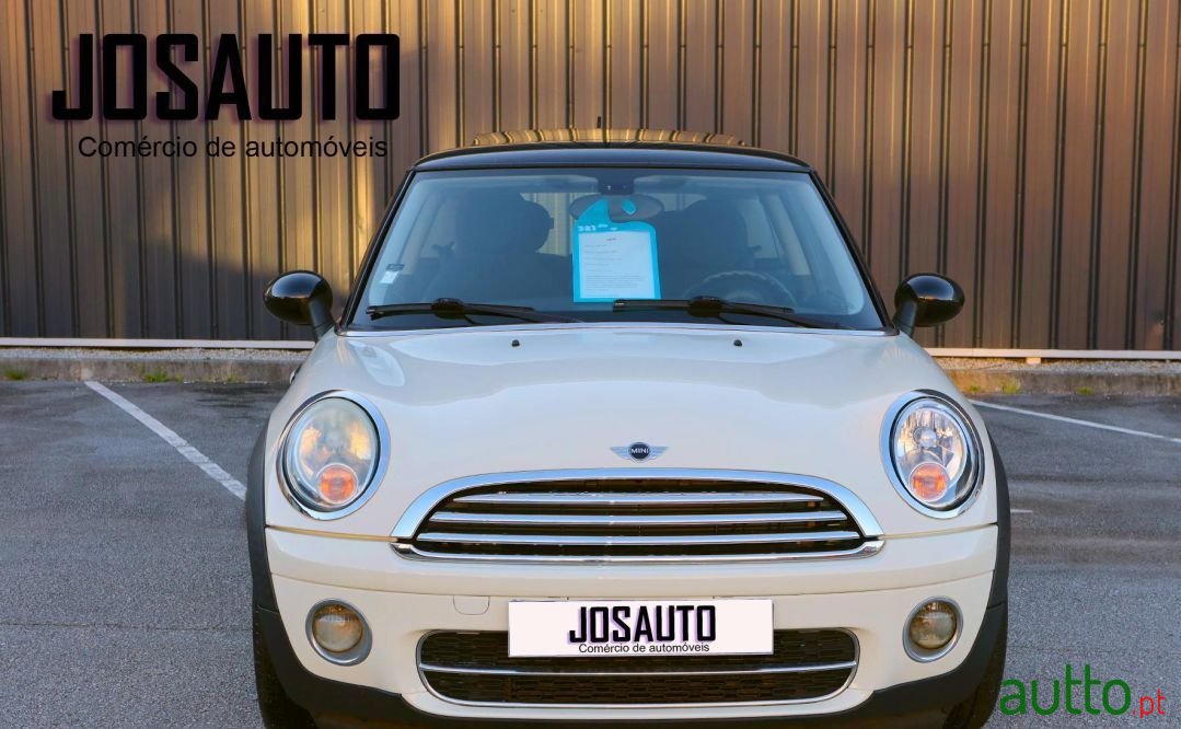 2008' MINI One photo #2