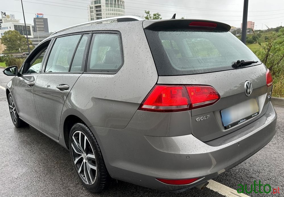 2016' Volkswagen Golf Variant photo #3