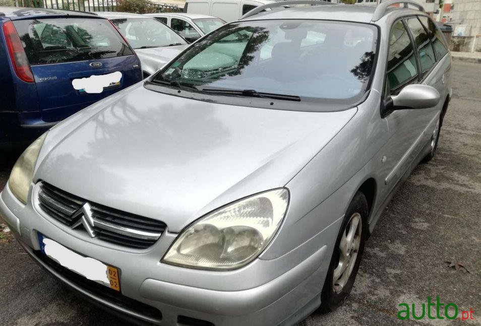 2002' Citroen C5 Tourer photo #2
