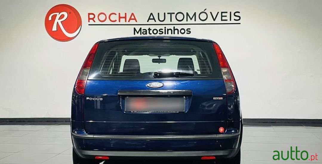 2005' Ford Focus Sw photo #4