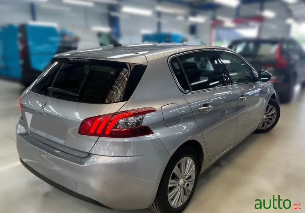 2021' Peugeot 308 photo #3