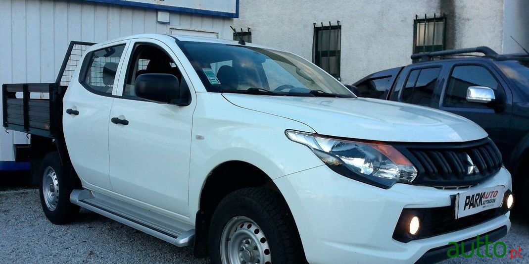 2016' Mitsubishi L200 photo #3