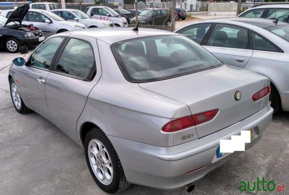2002' Alfa Romeo 156 1.9 Jtd photo #2
