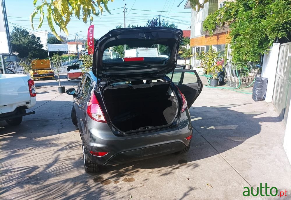 2015' Ford Fiesta 1.0 Ti-Vct Titanium photo #4