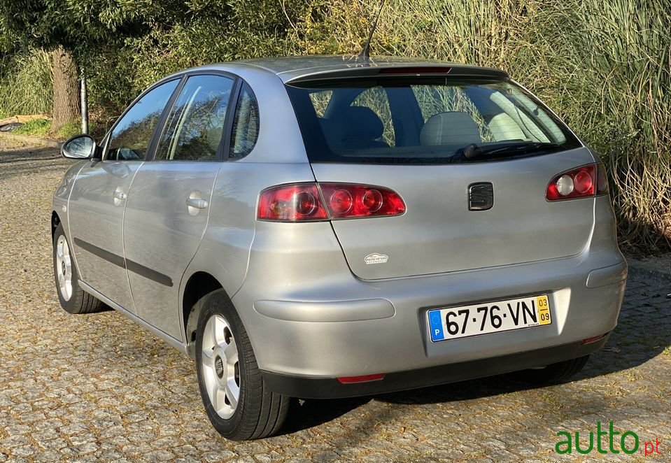 2003' SEAT Ibiza photo #1
