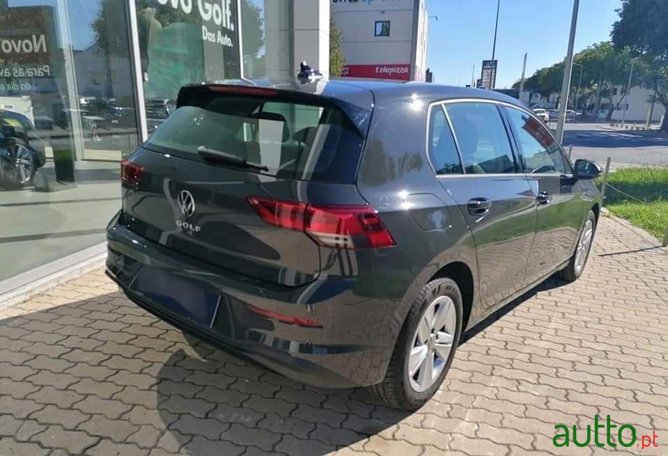 2022' Volkswagen Golf photo #3