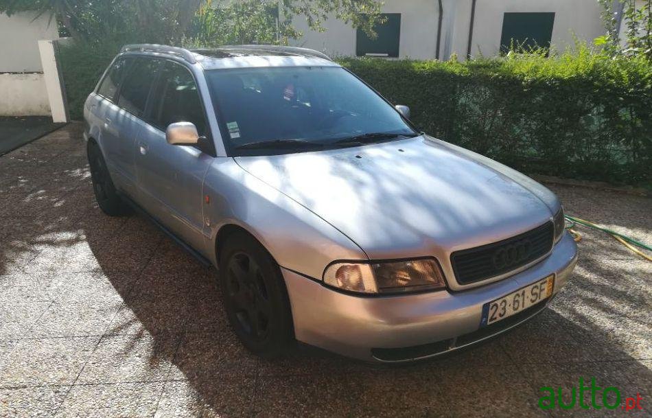 1996' Audi A4 Avant photo #2