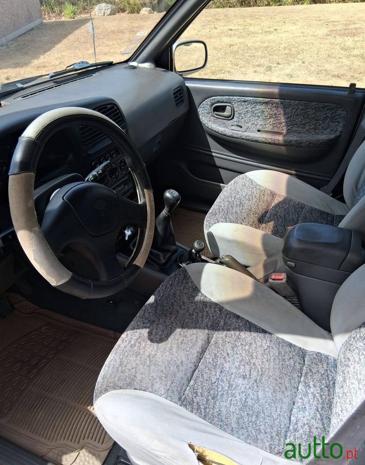 2000' Kia Sportage photo #4