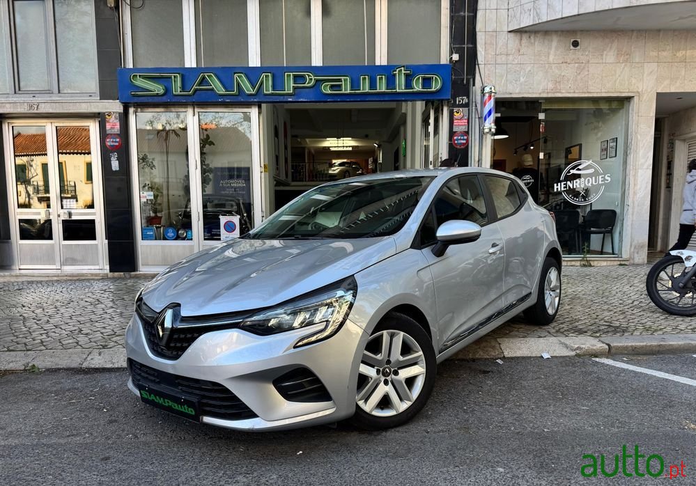 2020' Renault Clio photo #1