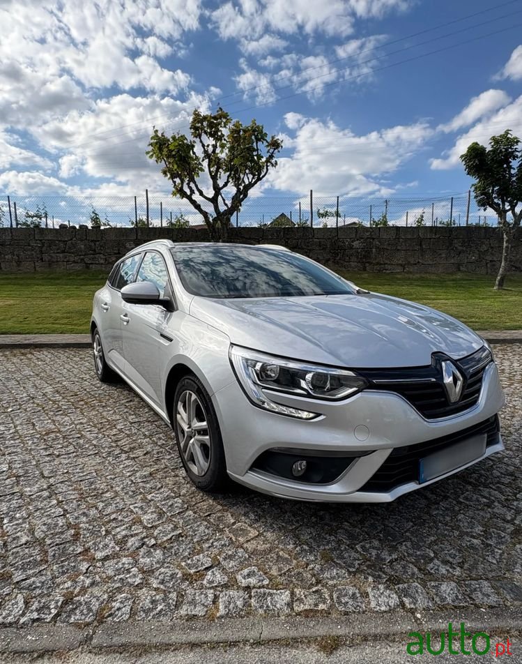 2018' Renault Mégane Sport Tourer photo #1