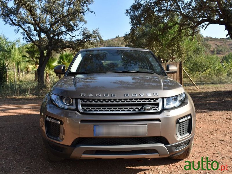 2017' Land Rover Range Rover Evoque photo #4