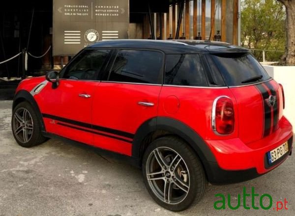 2011' MINI Countryman One D photo #1