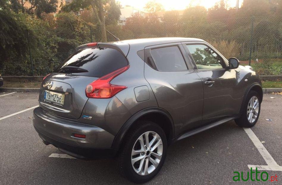 2012' Nissan Juke photo #2