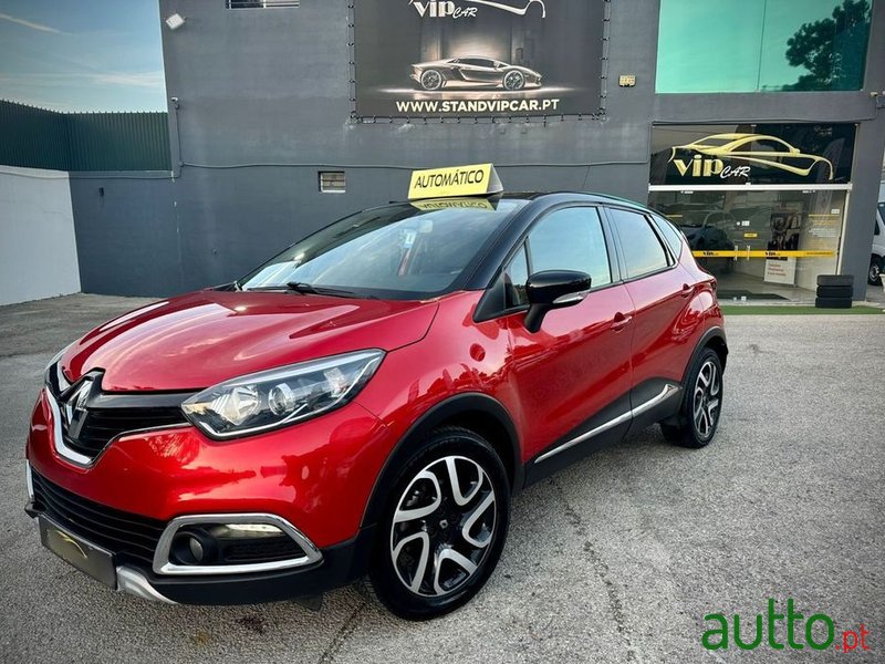 2015' Renault Captur photo #1