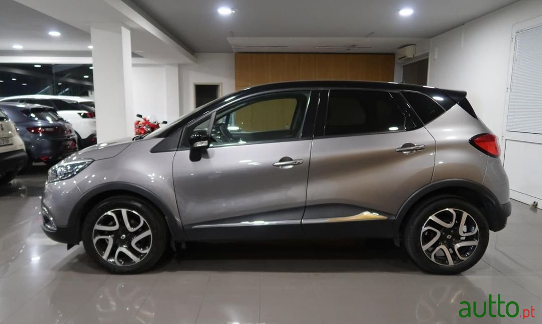2015' Renault Captur photo #4