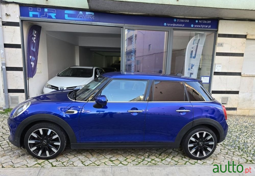 2020' MINI One 5 Portas photo #3