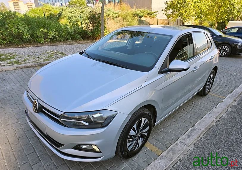 2020' Volkswagen Polo photo #1