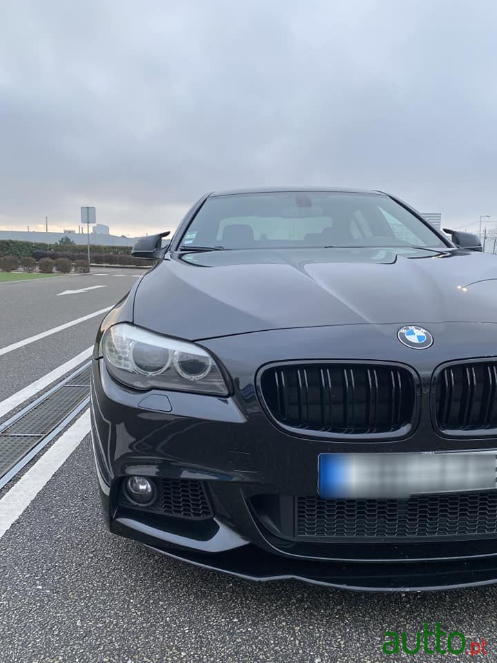 2010' BMW 520 photo #2