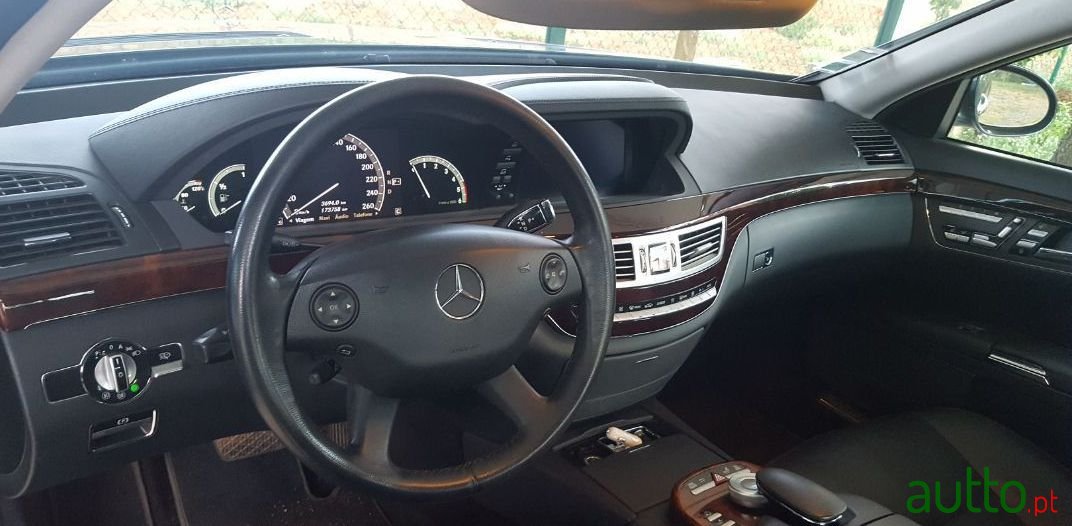 2007' Mercedes-Benz S-320 photo #4