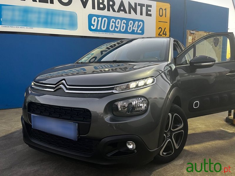 2019' Citroen C3 1.2 Puretech Shine photo #1