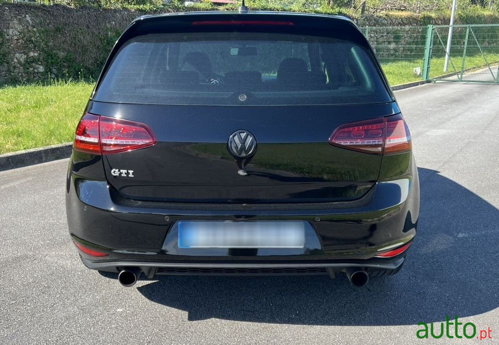 2014' Volkswagen Golf photo #6