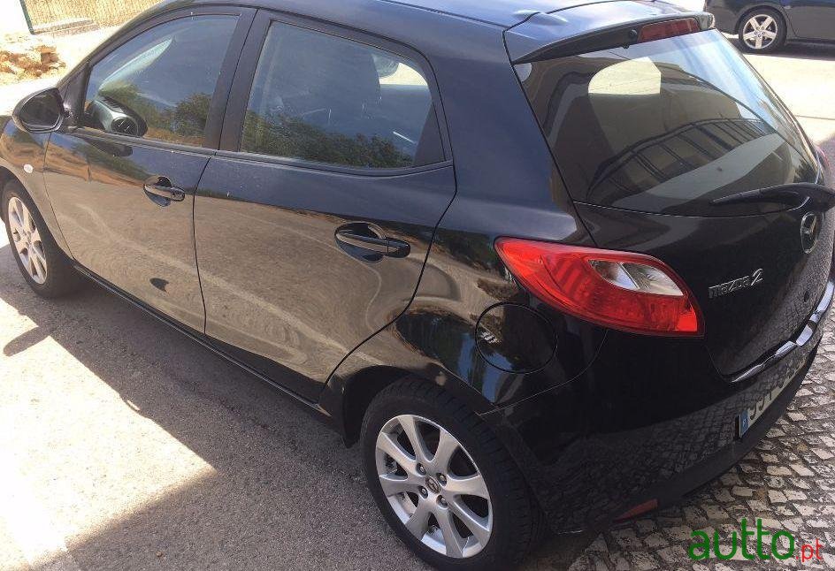 2008' Mazda 2 photo #3