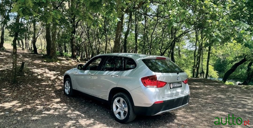 2011' BMW X1 photo #2