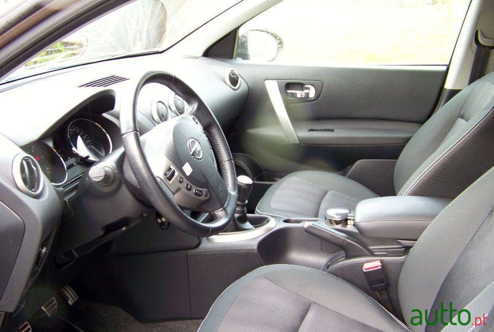 2013' Nissan Qashqai photo #1