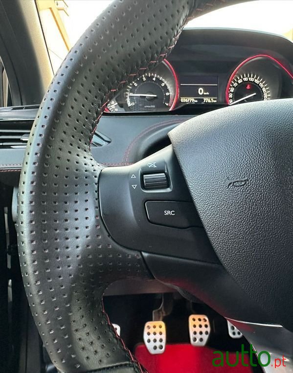 2016' Peugeot 208 photo #6