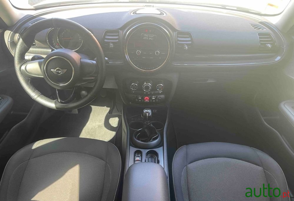 2017' MINI Clubman One D photo #5