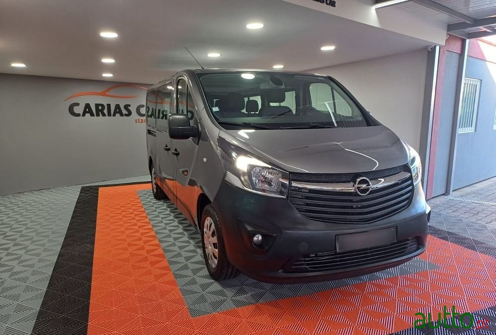 2019' Opel Vivaro photo #2