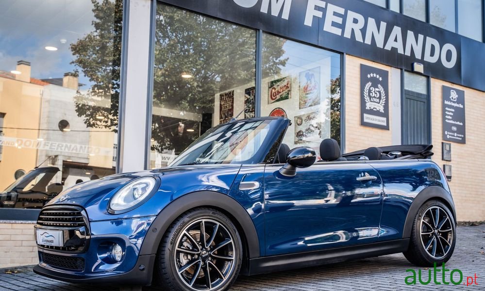 2016' MINI Cooper Sidewalk Special Edition photo #2