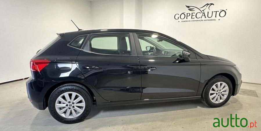 2023' SEAT Ibiza 1.0 Tsi Style Dsg photo #3