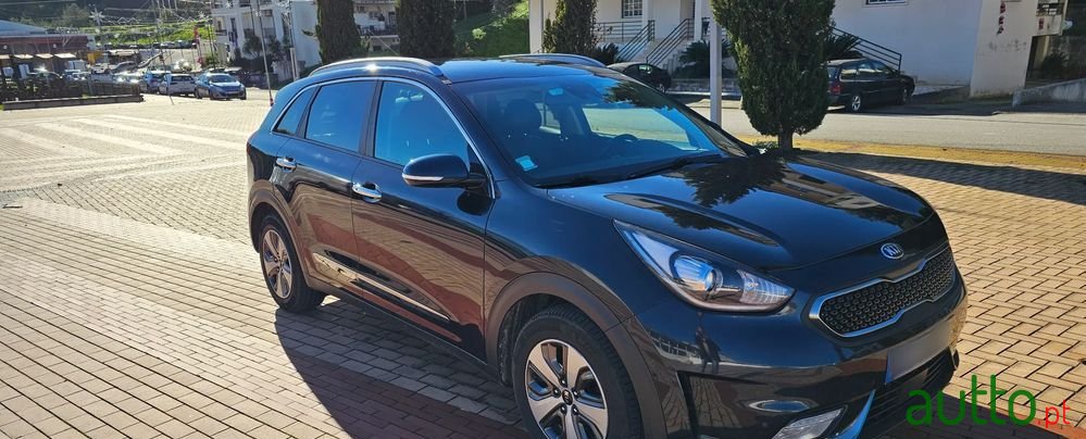 2018' Kia Niro 1.6 Gdi Phev Tx photo #1